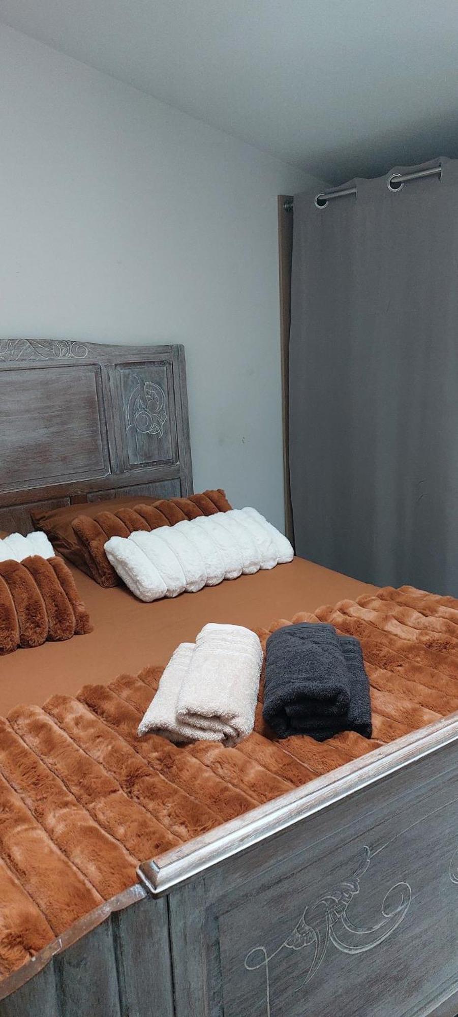 La Maisonette Mellona Chanzeaux ภายนอก รูปภาพ
